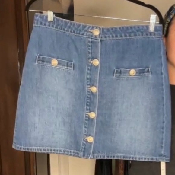 L'Agence $265 Kris Mini Button Denim Skirt Size 29 - Picture 7 of 8